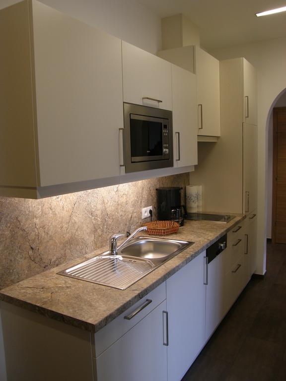 Apartments Karlhof 인스브루크 객실 사진