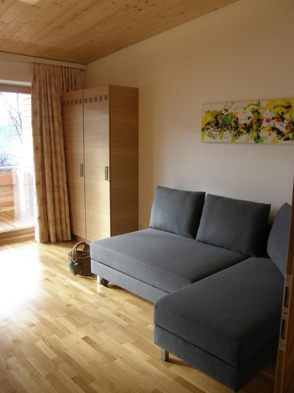 Apartments Karlhof 인스브루크 객실 사진